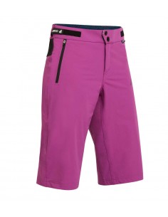 Short vtt femme avec peau sale