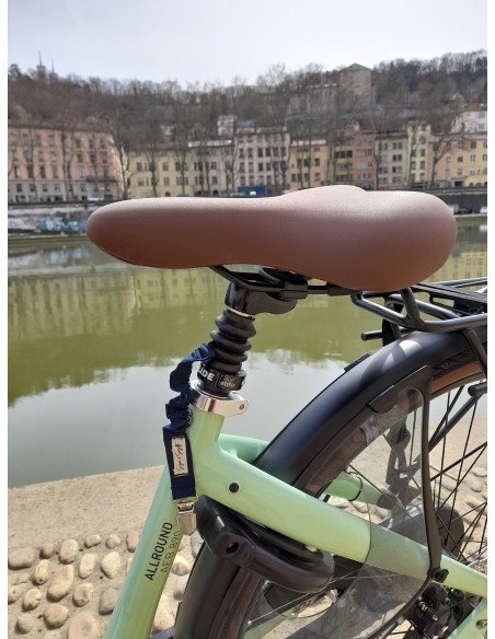 Attache jupe vélo bleu uni